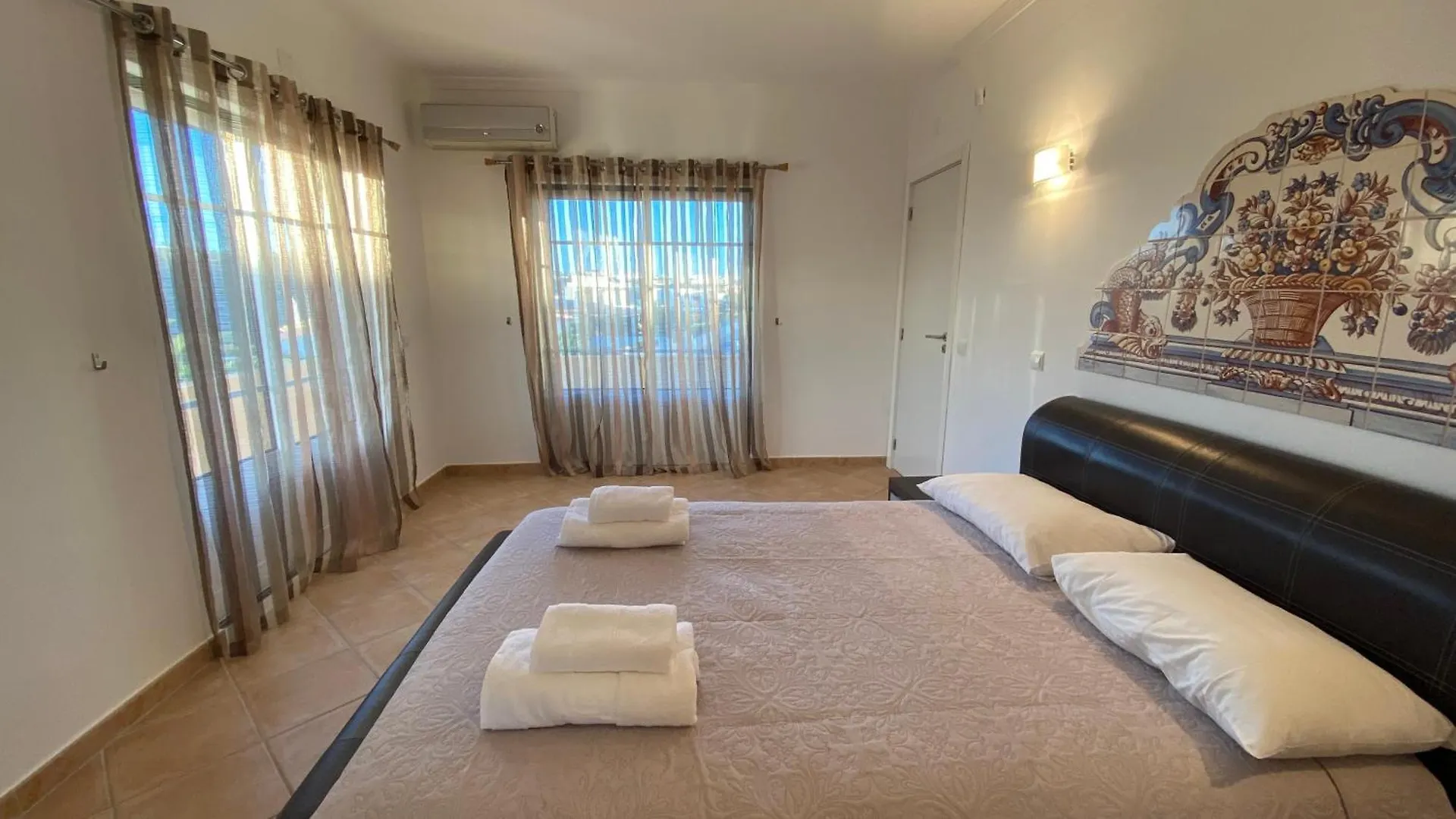 Villa Rafaela Com Piscina Albufeira Portugal