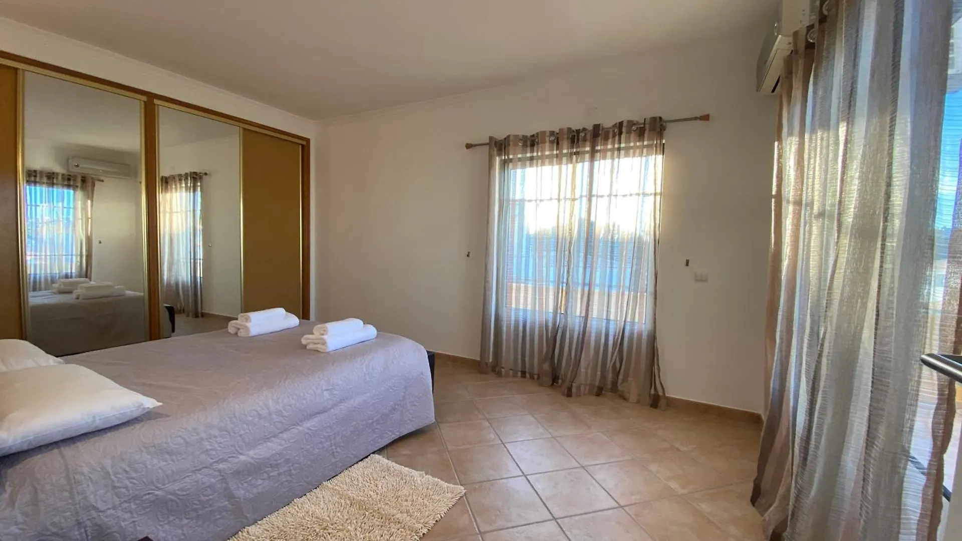 Villa Rafaela Com Piscina Albufeira